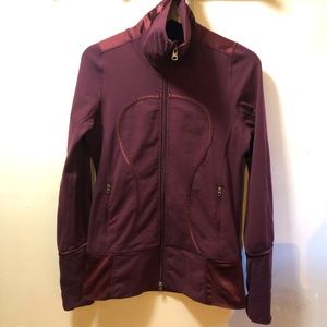 [SOLD] Lululemon zip up sweater